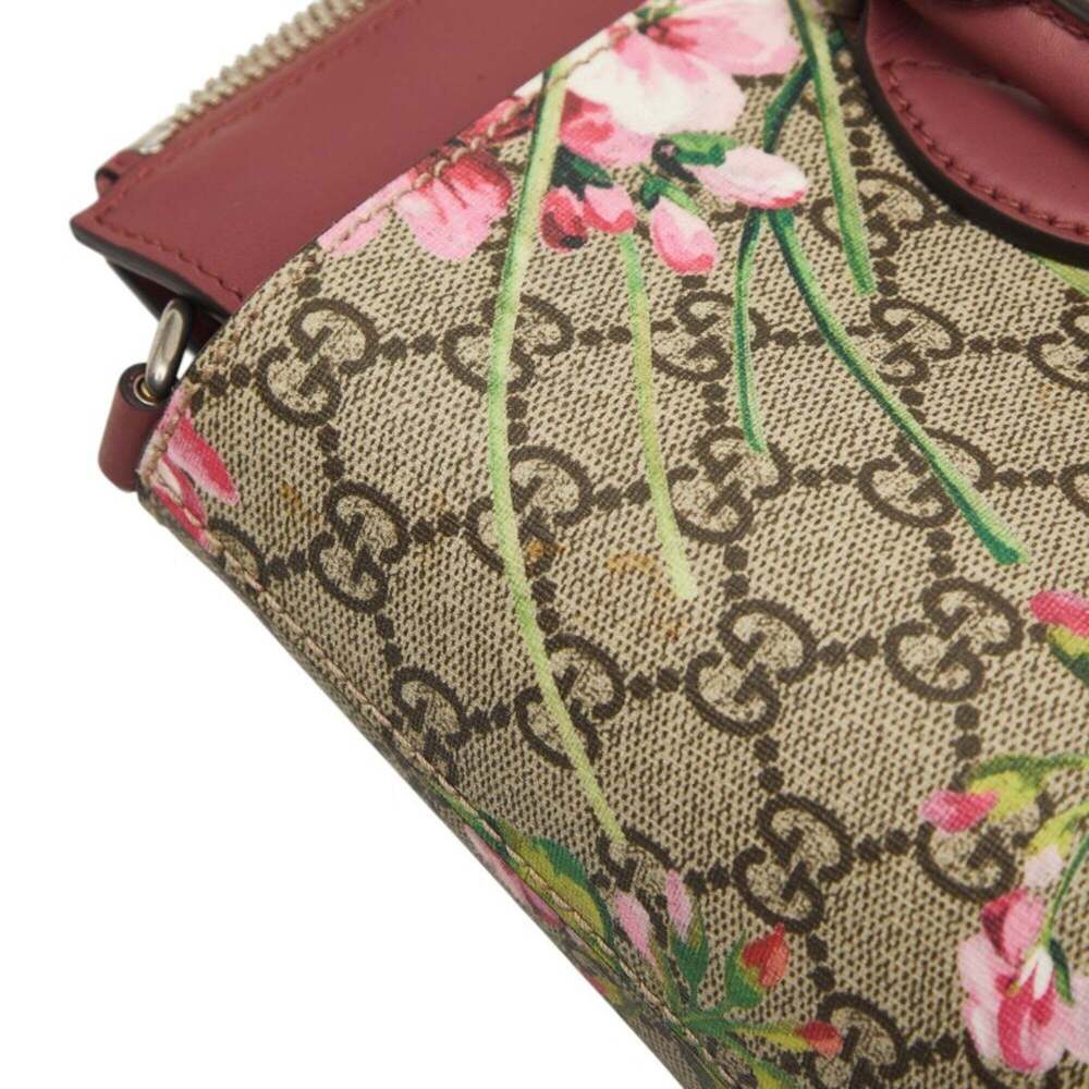GUCCI Authentic Gold Leather Bag - Picture 8 of 14